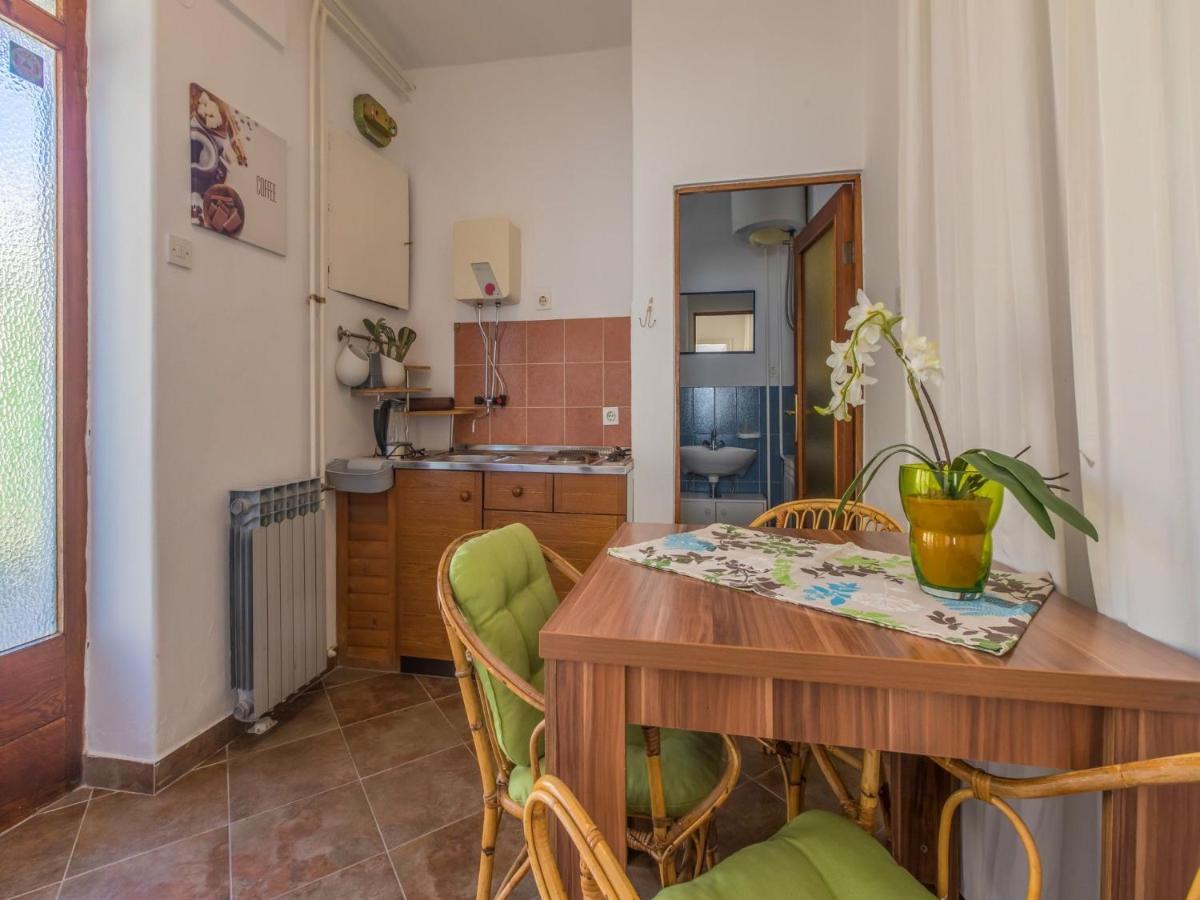 Apartment Roni ツリクヴェニツァ エクステリア 写真